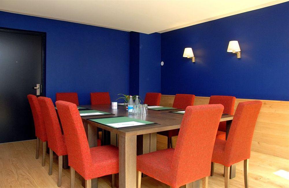 Hotel Randwyck 4*